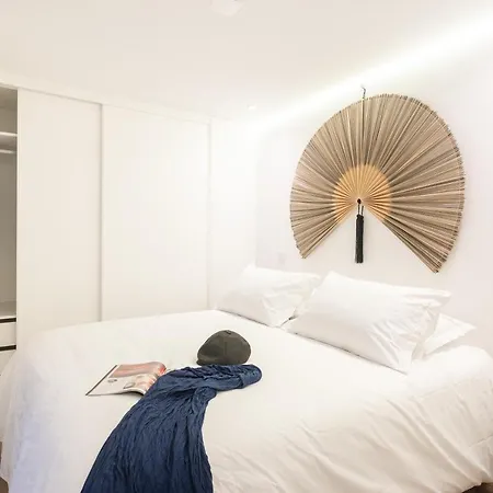 Embaixador Apartments&suites Апартаменти *